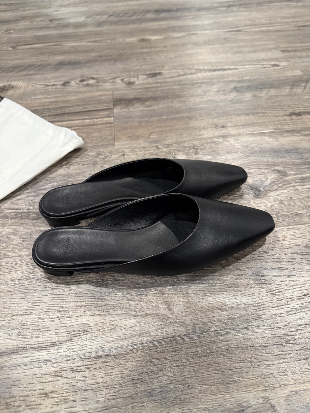Vince Ana Mules Leather Slip On Shoes Size 38.5 US Women’s 8 - Picture 4 of 15